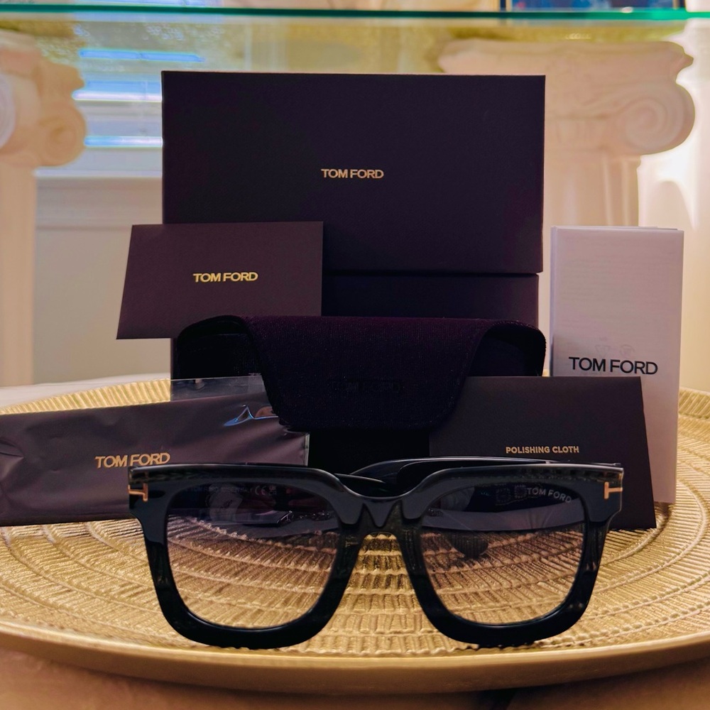 Authentic Tom Ford Black and Gold Square Sunglasses